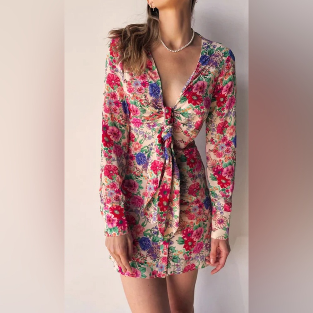 FAVORITE DAUGHTER THE BARELY HOLDING IT TOGETHER DRESS SZ 6 💐🌸💐